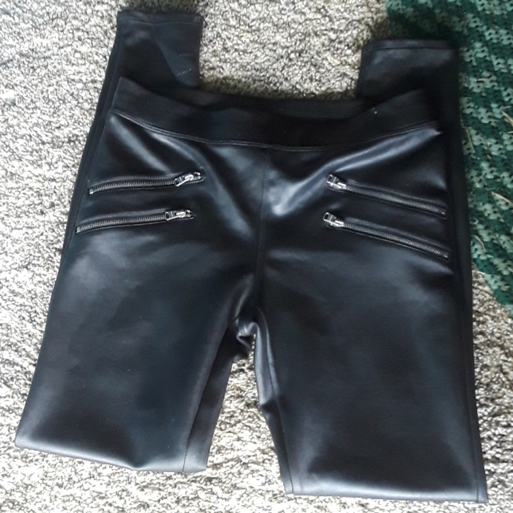 Pants - Picture 2 of 7